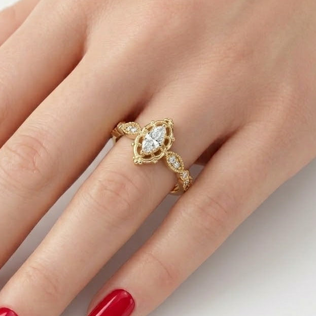 0.40 Kt. Doğal Oval Kesim Pırlantalı Vintage Tasarım Yüzük