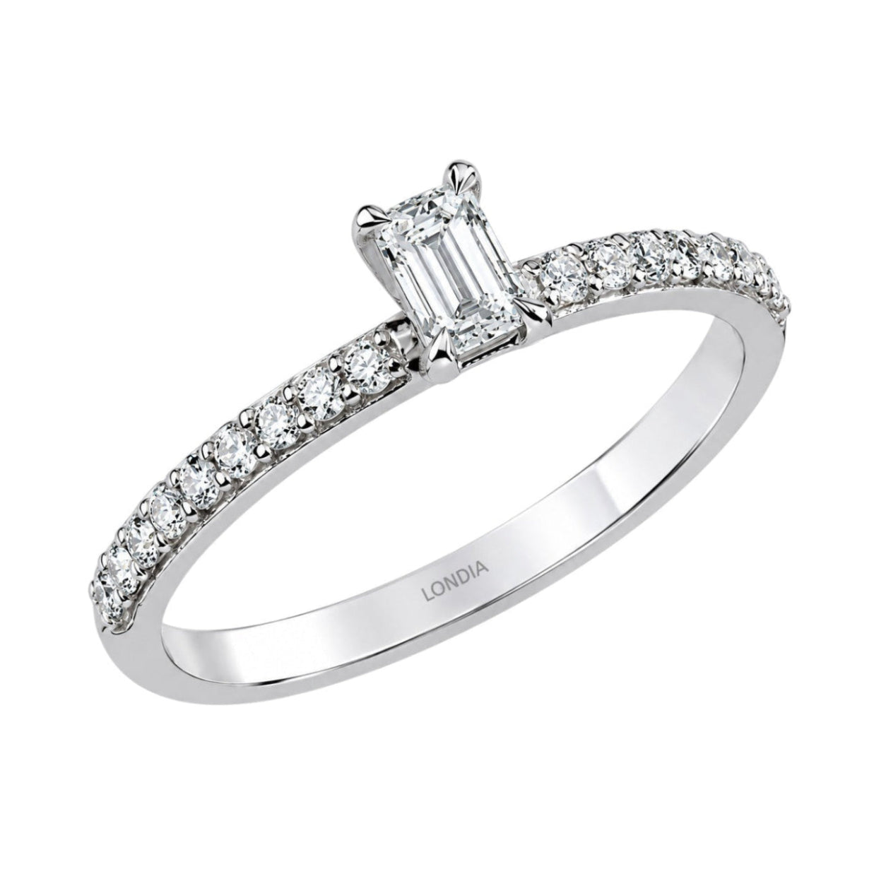 0.45 Karat Doğal Pırlanta Emerald Kesim Yan Taşlı Yüzük