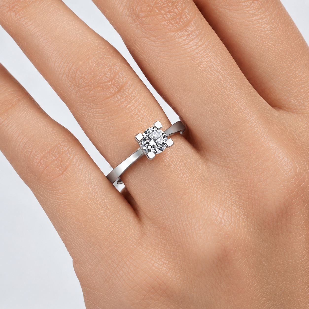 0.50 Karat F Rengi HRD Uluslararası Sertifikalı Valentine Model Tektaş