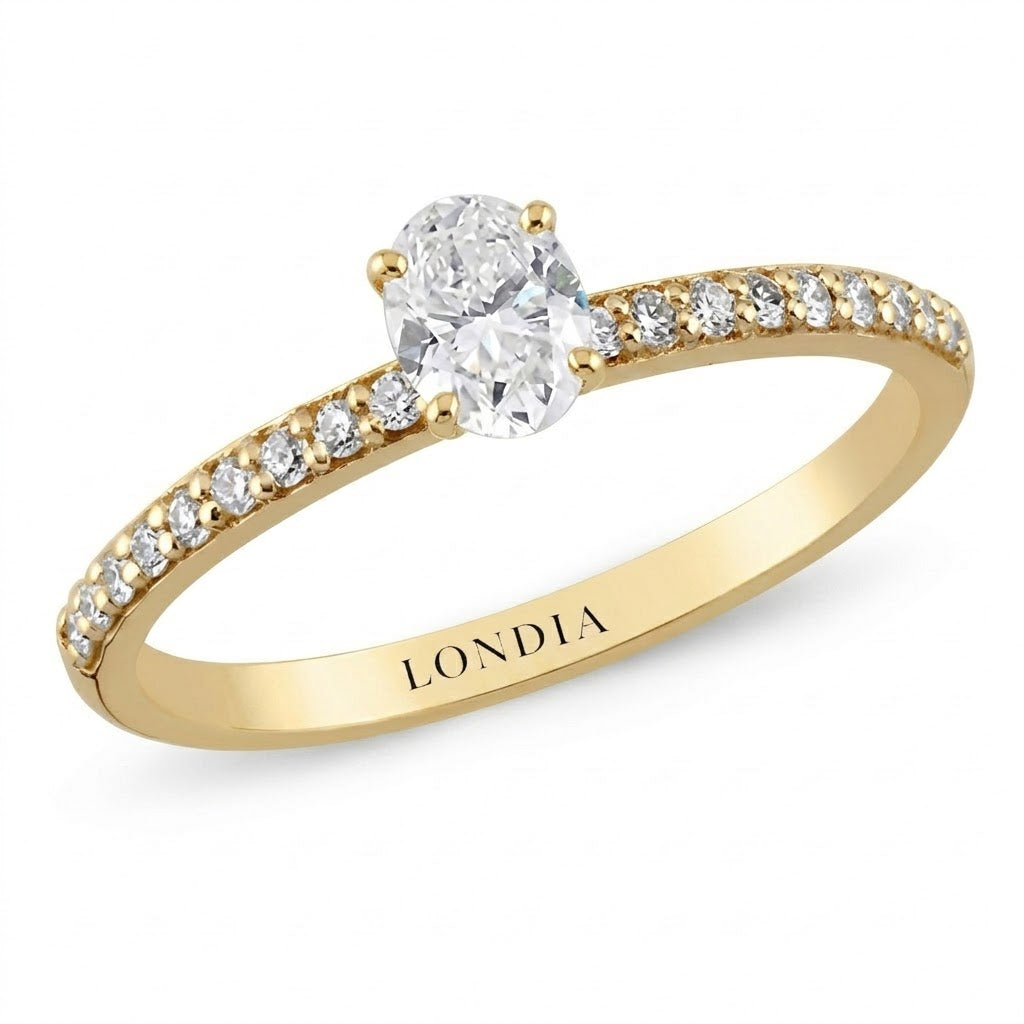 0.55 Ct. Doğal Oval Pırlanta Solitaire “Yan Taşlı” Yüzük – 14 Ayar Altın