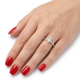 0.70 Ct. Doğal Oval Pırlanta Solitaire “Yan Taşlı” Yüzük – 14 Ayar Altın
