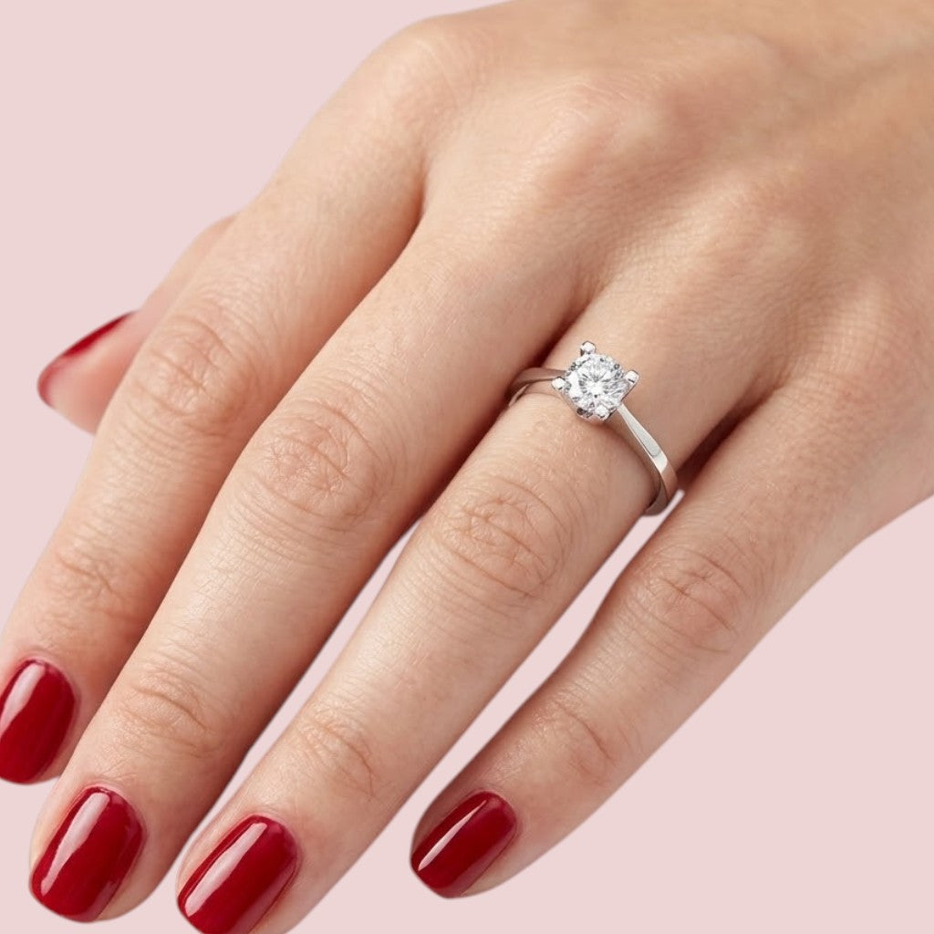 0.70 Karat F Rengi HRD Uluslararası Sertifikalı Valentine Model Tektaş