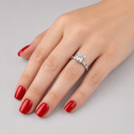 0.90 Karat F Rengi HRD Uluslararası Sertifikalı Valentine Model Tektaş