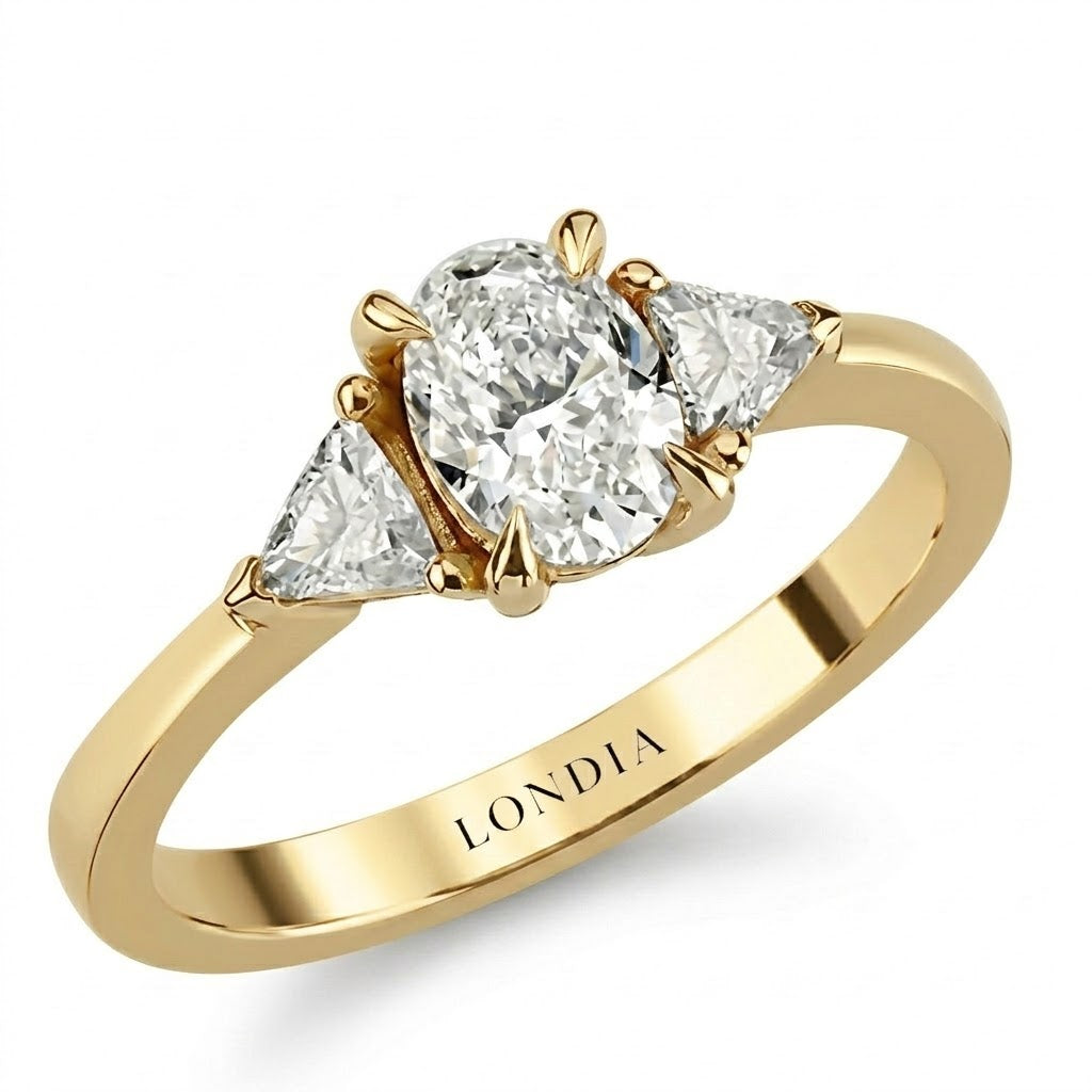 0,95 Ct. Doğal Oval Pırlanta Yan Taşlı Yüzük, 14 Ayar Altın