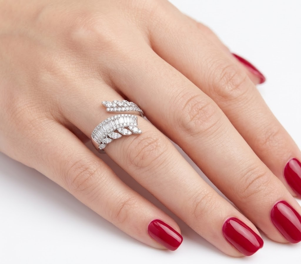 1.00 Karat Doğal Pırlanta Line Tasarımlı Yüzük | LONDIA