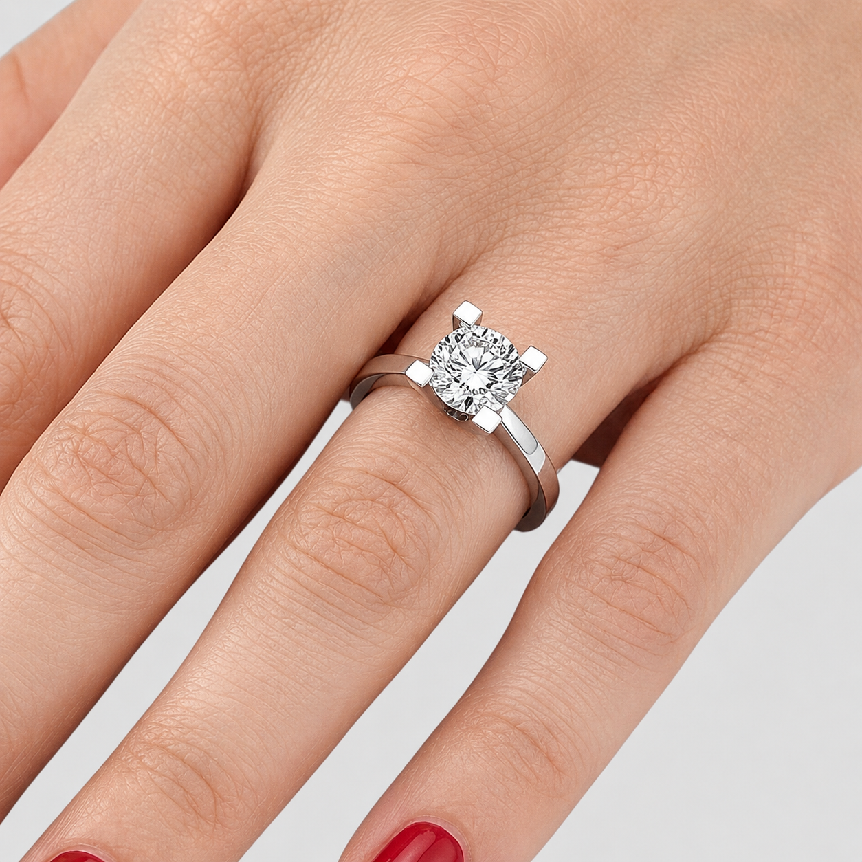 1.50 Karat F Rengi HRD Uluslararası Sertifikalı Valentine Model Tektaş