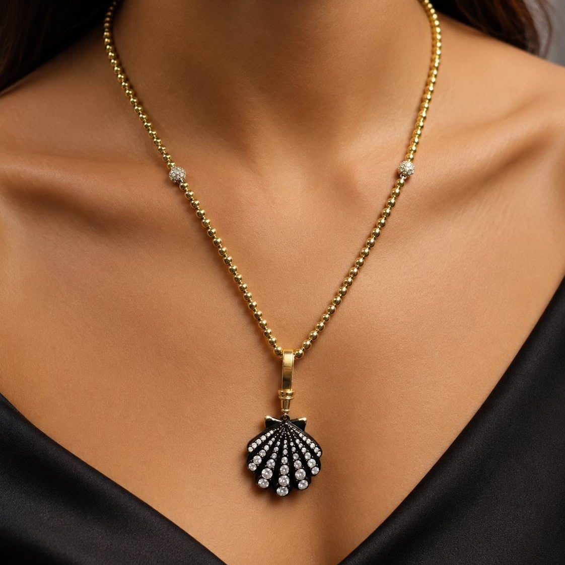 1.60 Karat Doğal Elmas Charm Kolye