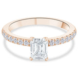 1.20 Ct. Doğal Pırlanta Baget Kesim Yan Taşlı Tasarım Yüzük, 18 Ayar Altın