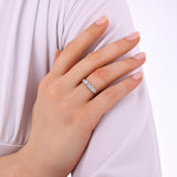 0,35 Karat Doğal Pırlantalı Yan Taşlı Tektaş, 14 Ayar Altın Cesur Tasarım Yüzük