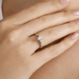 14 Ayar Altın 0,50 Karat Doğal Pırlanta Oval Solitaire "Butterfly" Yüzük