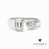 Toi et Moi Serçe Parmak Yüzüğü 0.30 ct Emerald & 0.20 ct Yuvarlak Kesim Doğal Pırlanta