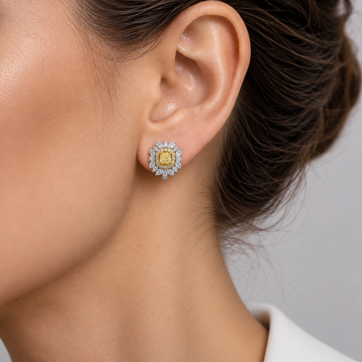 3.75 Karat Doğal Pırlanta Fancy Yellow Tasarım Küpe