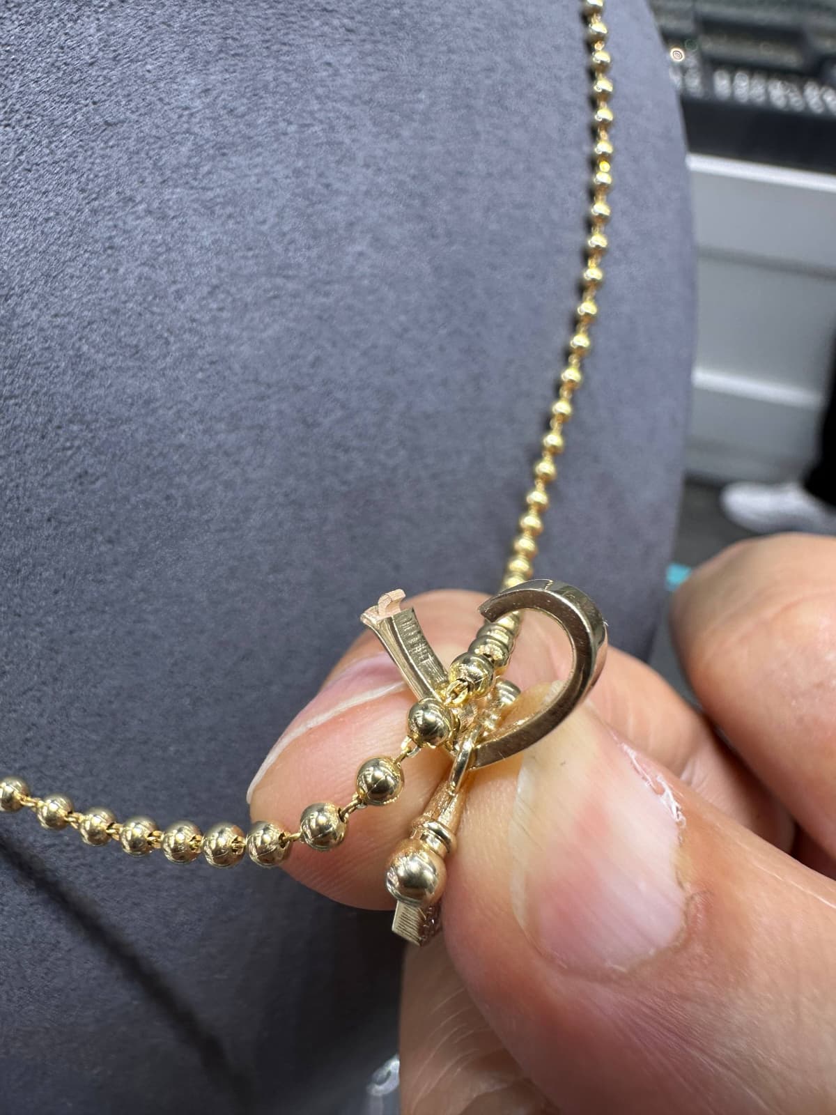 4.70 Karat Doğal Zümrüt ve Pırlanta Tasarım Charm Kolye