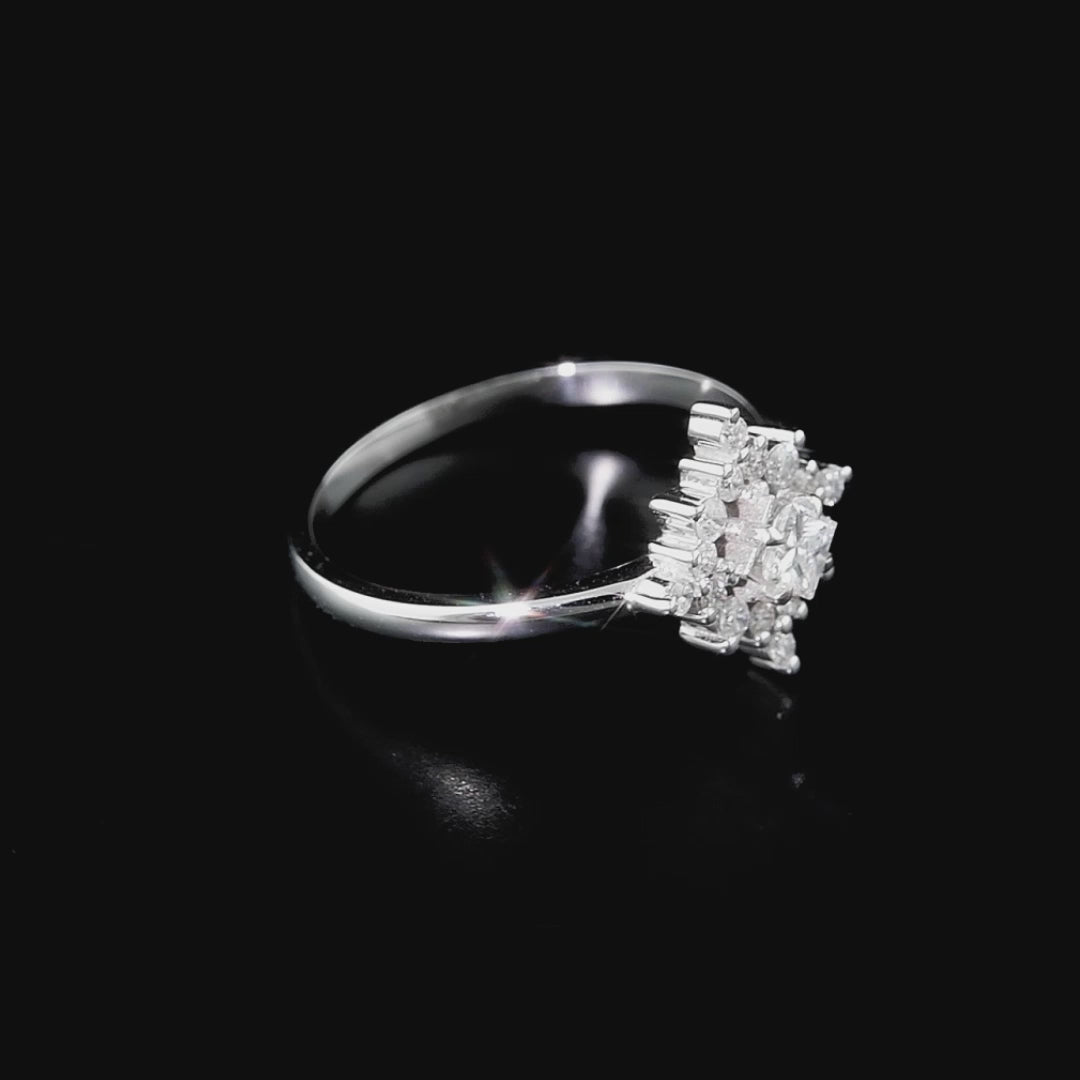 0,35 Karat Doğal Prenses Kesim Pırlantalı Vintage Tasarım “Regalia” Yüzük, 14 Ayar Altın