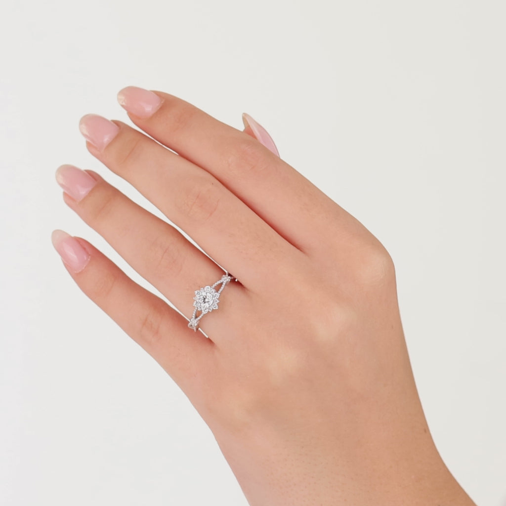 0.55 Ct. Doğal Pırlanta Vintage Tasarım ‘Lotus’ Yüzük, 18 Ayar Altın

